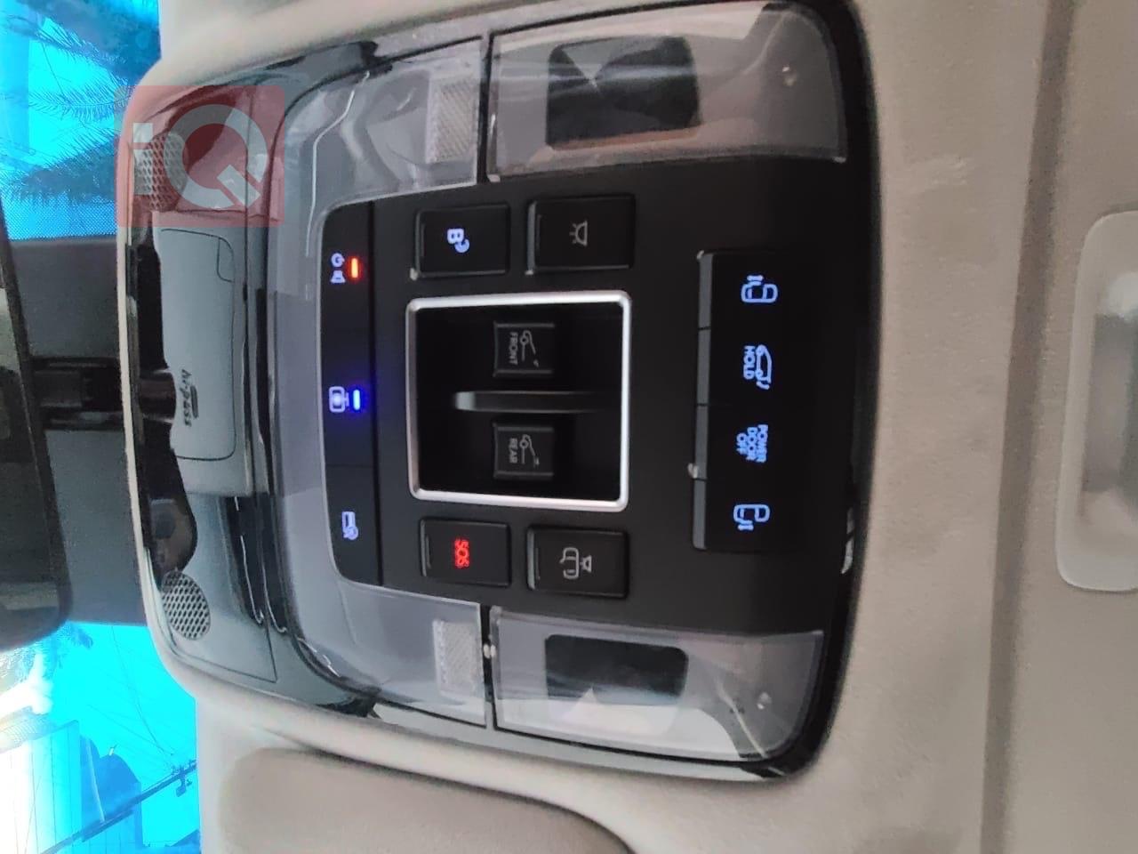 هیۆندای ستاریا